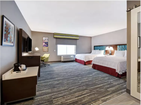 Hampton Inn & Suites Compact Factory Hotel Furniture - Image 6